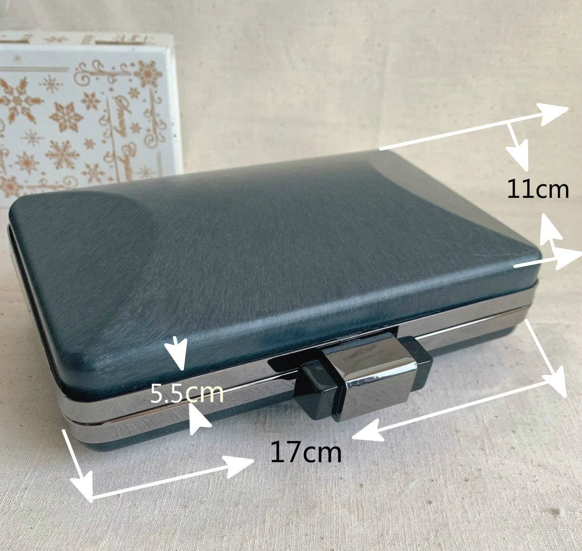 17cm Box Purse Frame Handcraft Material for Clutch Bag Making 17x11x5.5cm