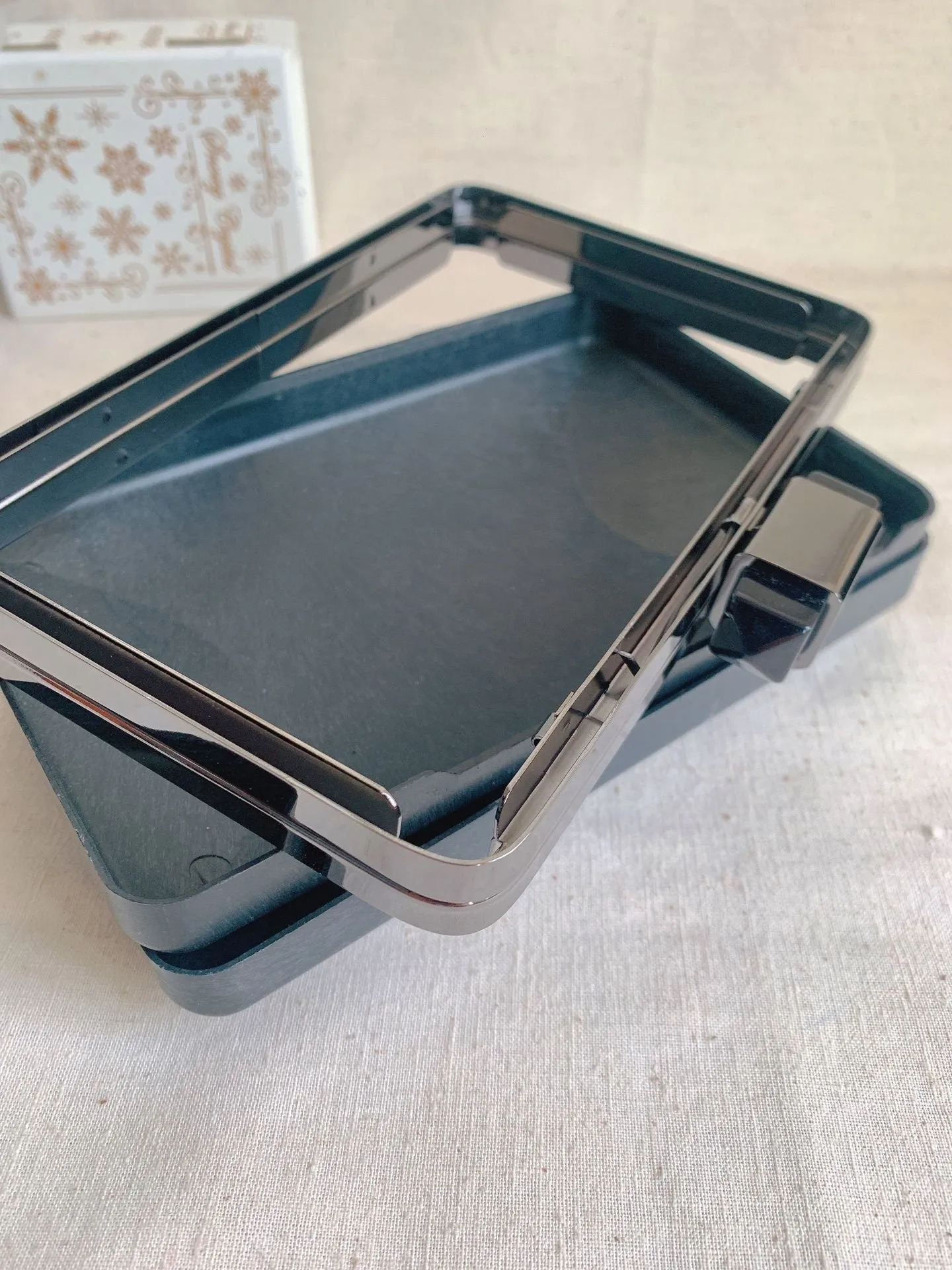 17cm Box Purse Frame Handcraft Material for Clutch Bag Making 17x11x5.5cm