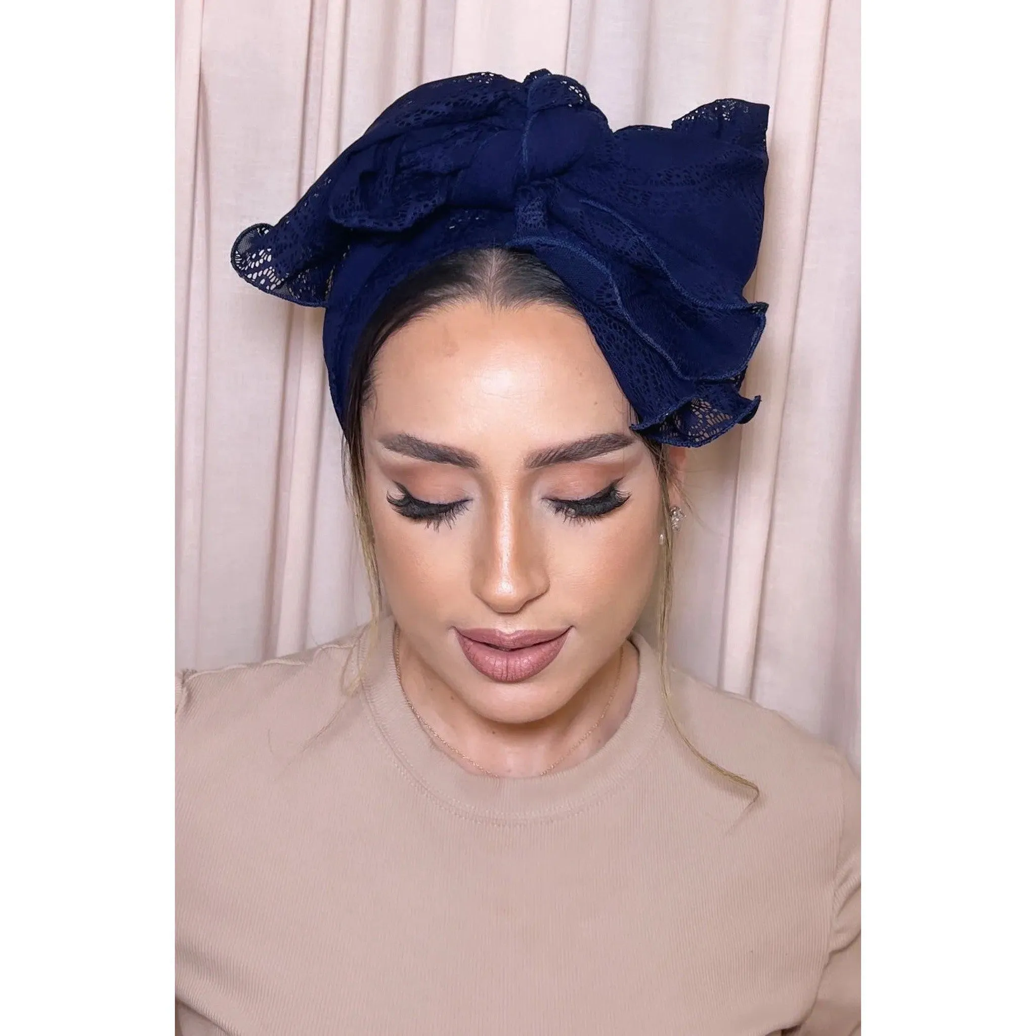 Avigail Lahiani Elegant Headcover Set - Navy Lace
