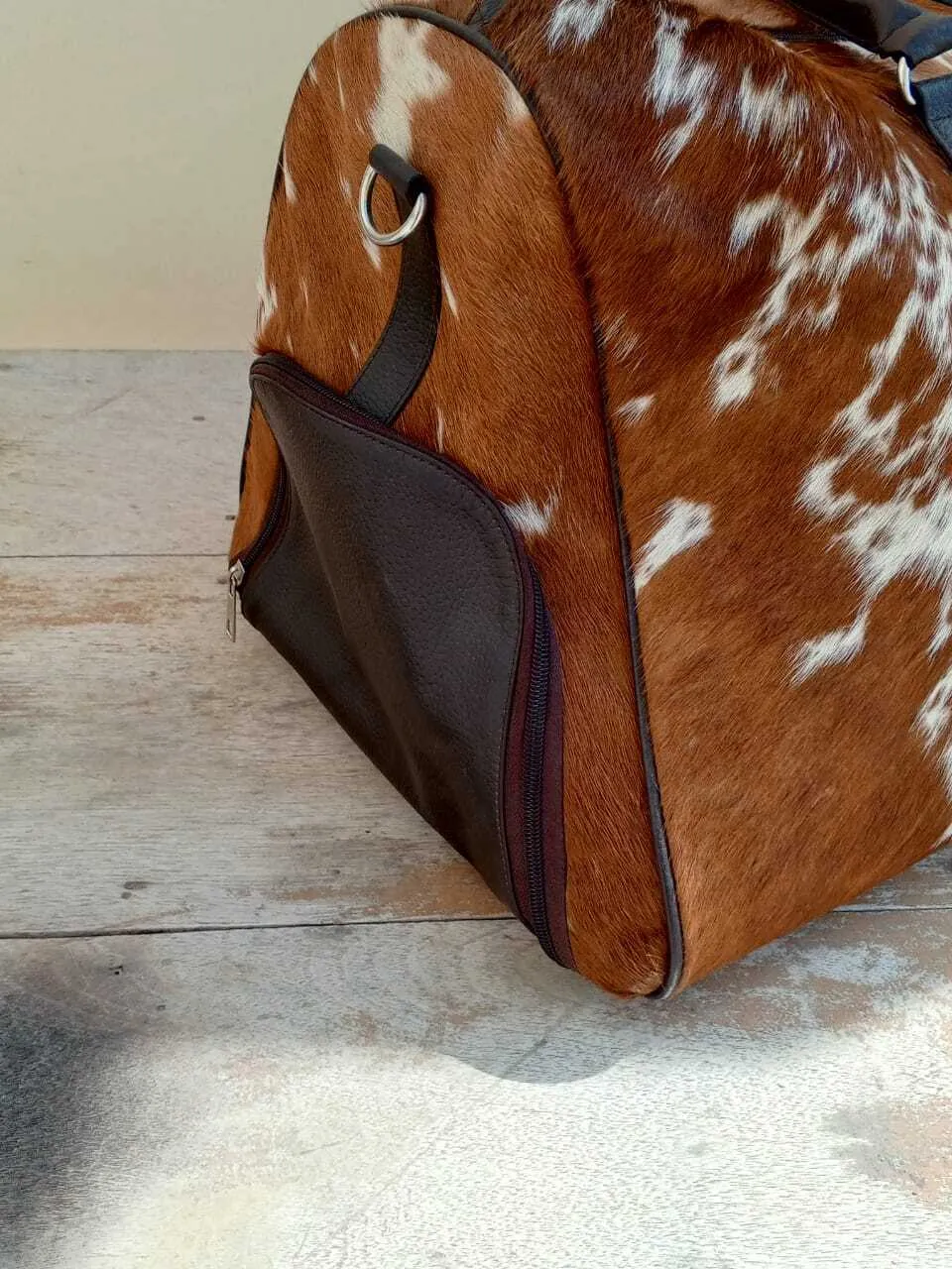 Cowhide Duffle Bag With Shoe Compartment