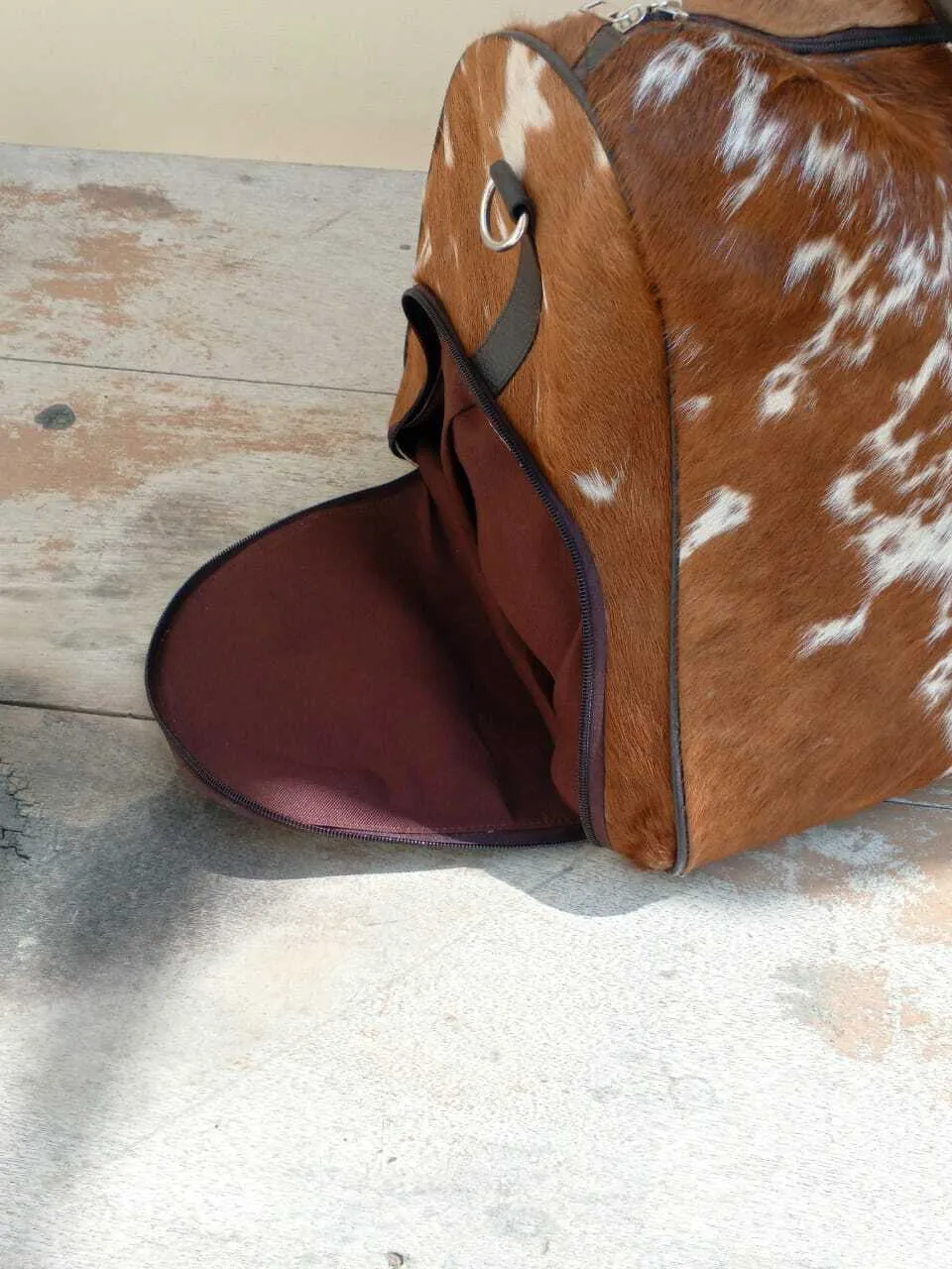 Cowhide Duffle Bag With Shoe Compartment