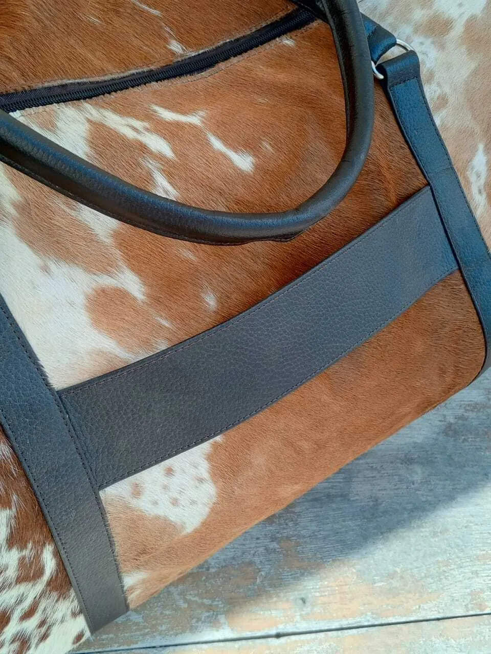 Cowhide Duffle Bag With Shoe Compartment