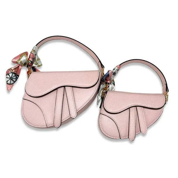 Handbag | Saddle Purse w/ Scarf- PINK: assorted sizes | Doe a Dear