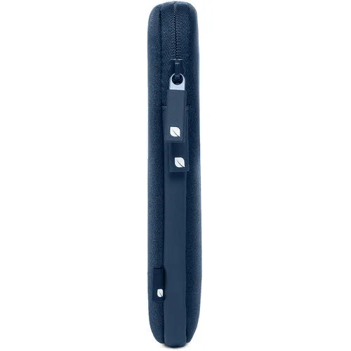 Incase Neoprene Classic Sleeve for Macbook 15"