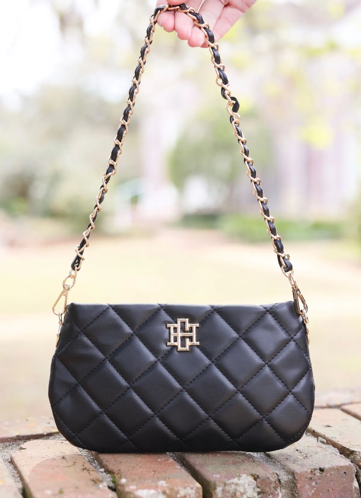 Livi Quilted Crossbody in Black