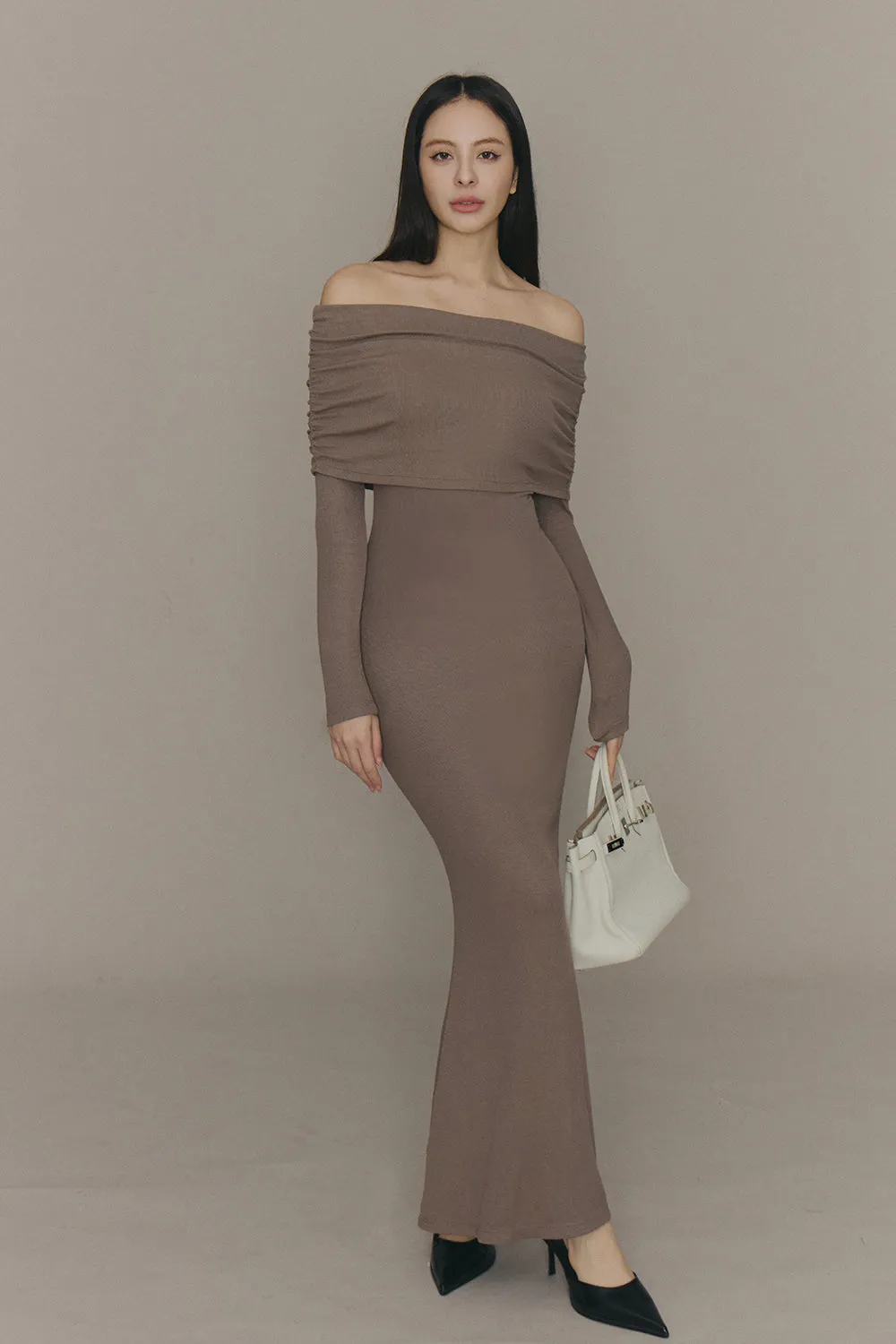 一見鍾情羅紋翻領魚尾襯墊長洋裝<br>Elegant Rib Knit Fold Over Fishtail Maxi Bra Dress
