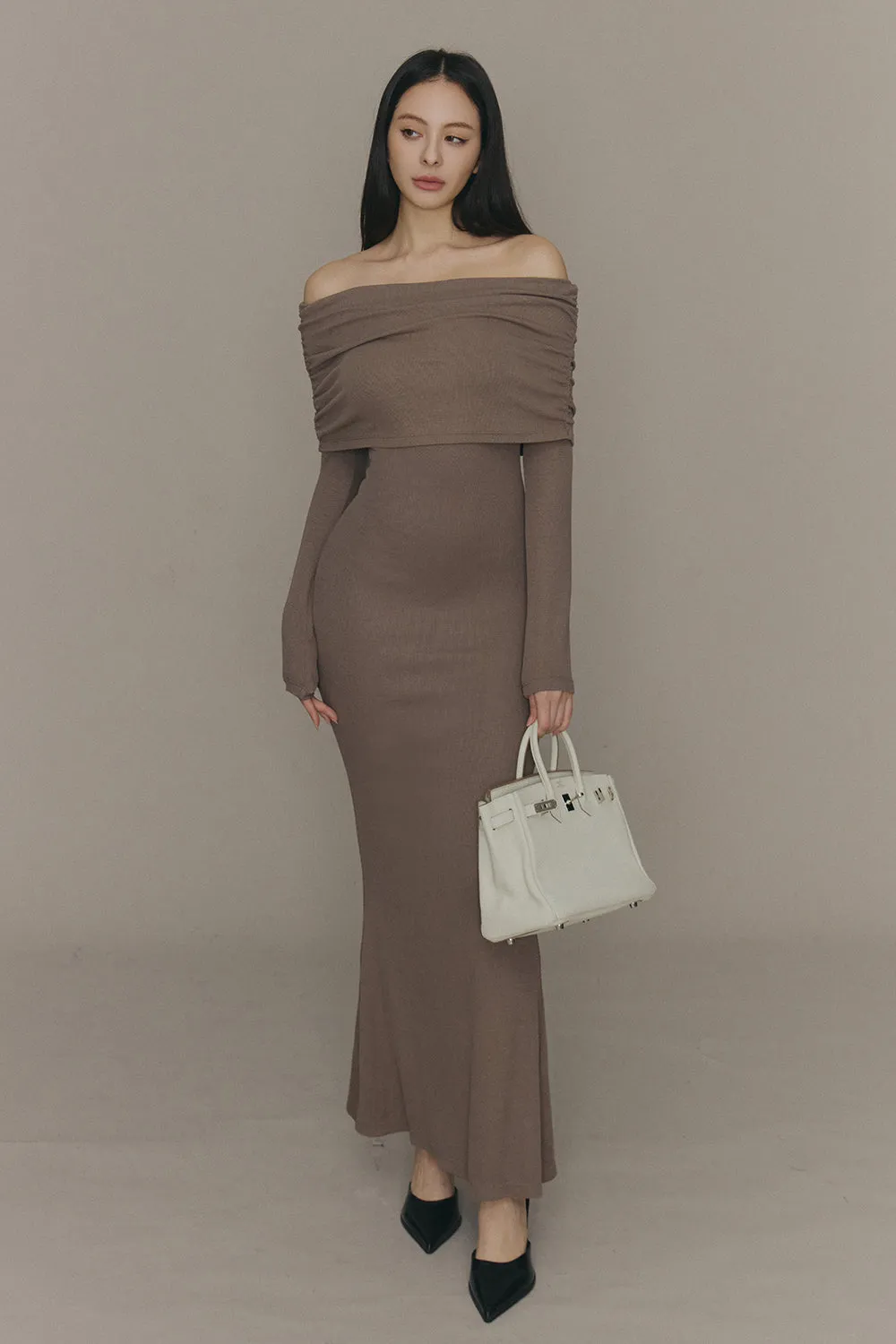 一見鍾情羅紋翻領魚尾襯墊長洋裝<br>Elegant Rib Knit Fold Over Fishtail Maxi Bra Dress