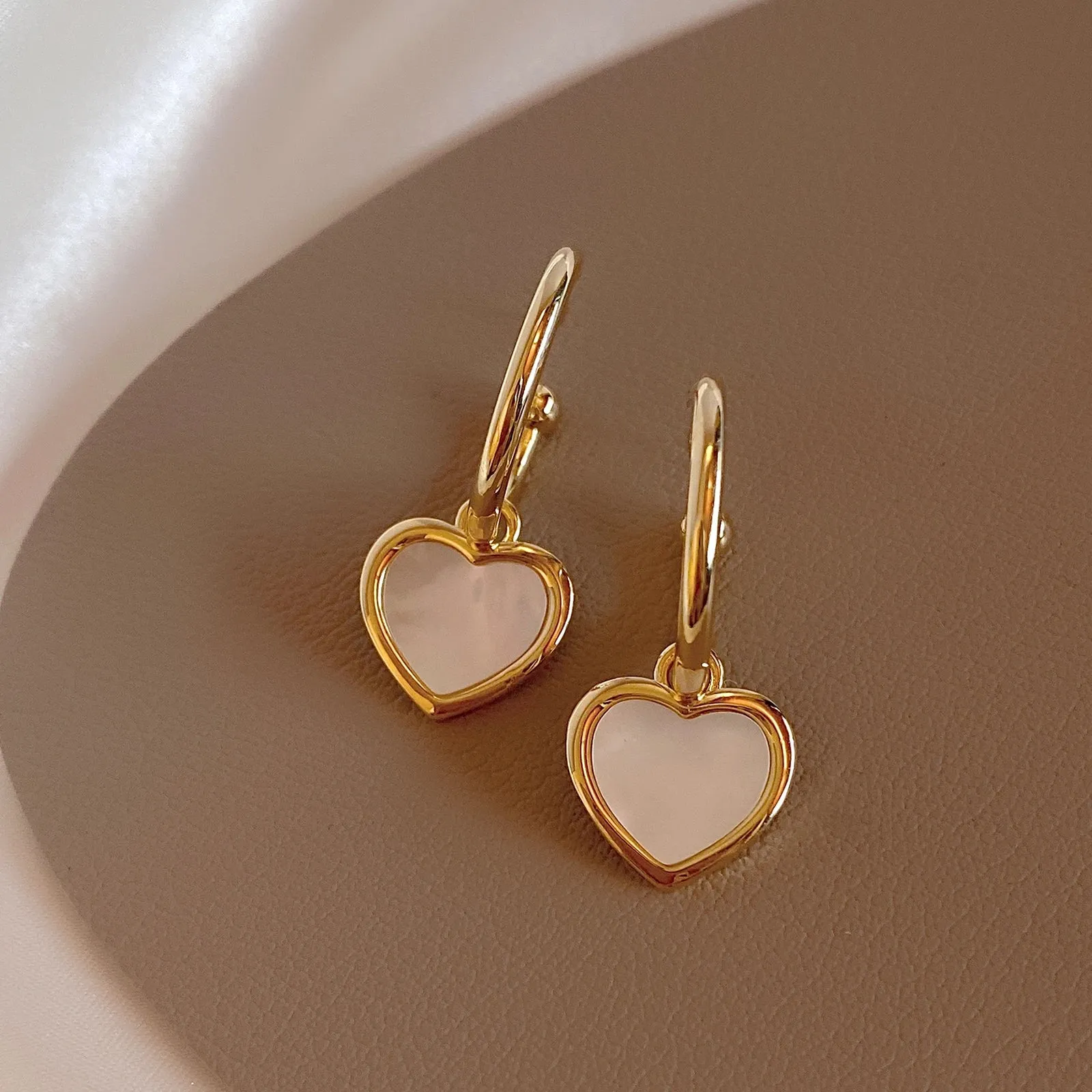 Shell Heart Pendant