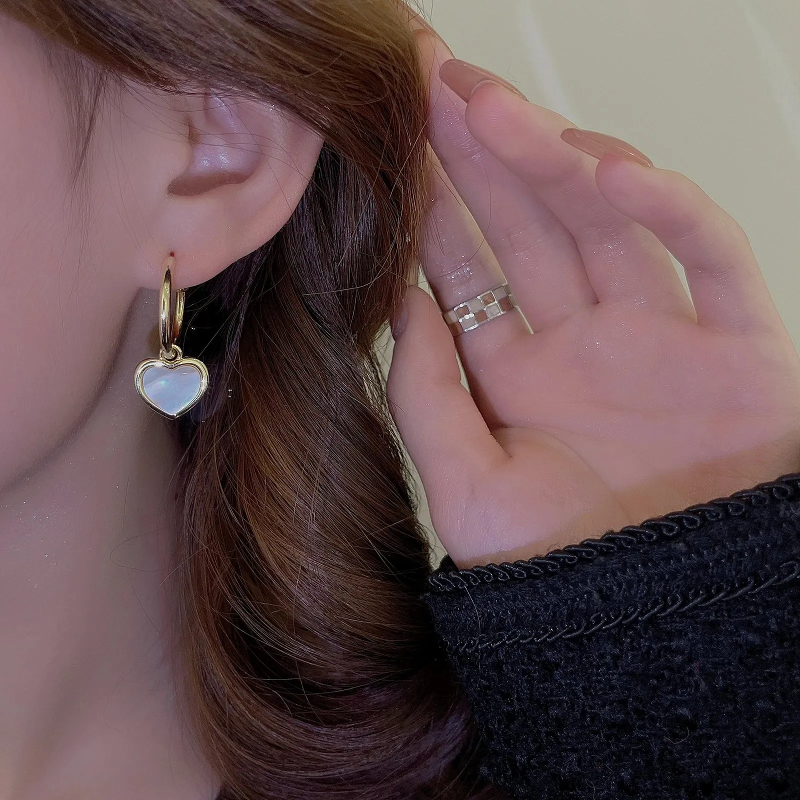 Shell Heart Pendant