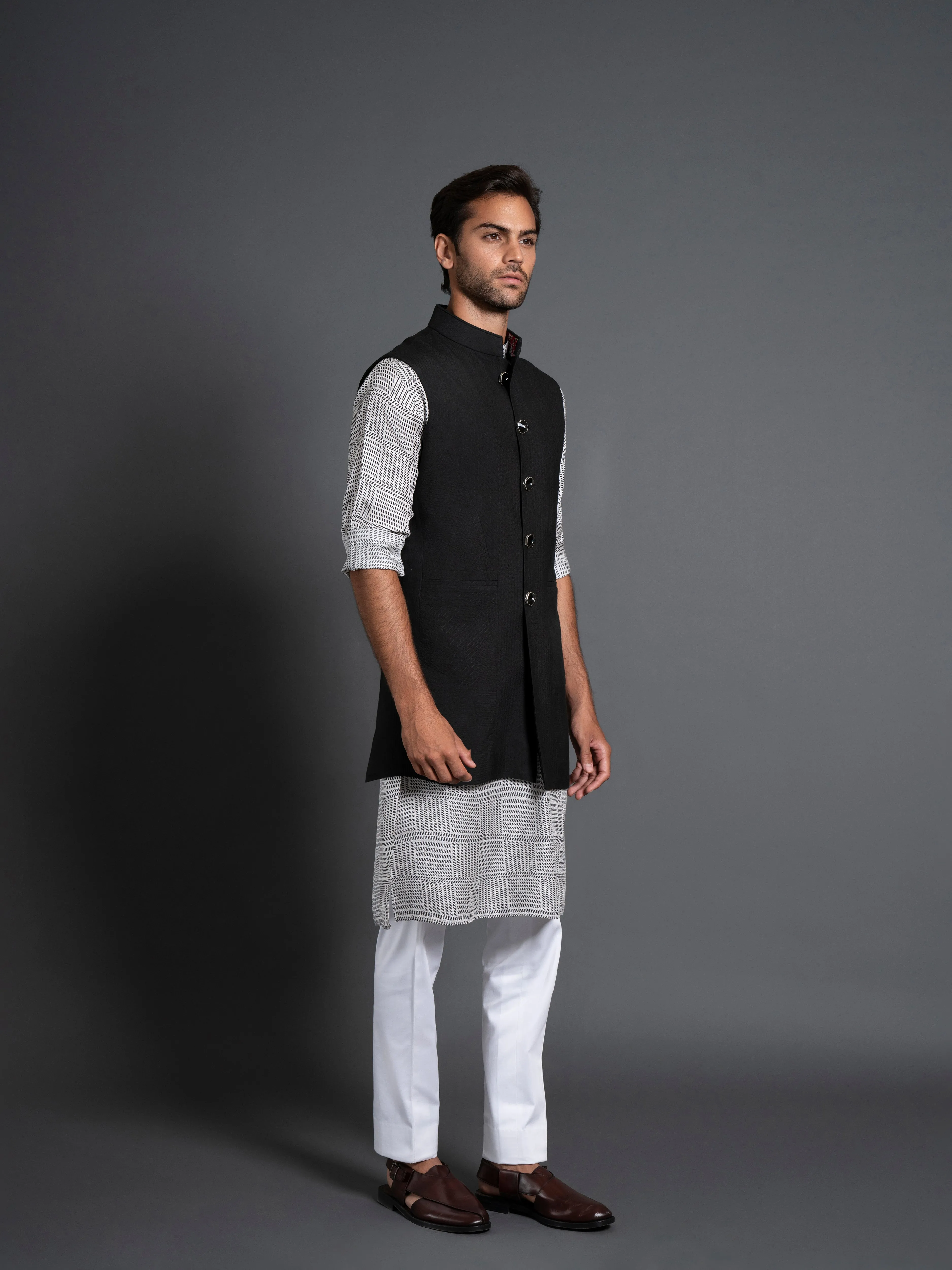 TEXTURED LONG WAISTCOAT