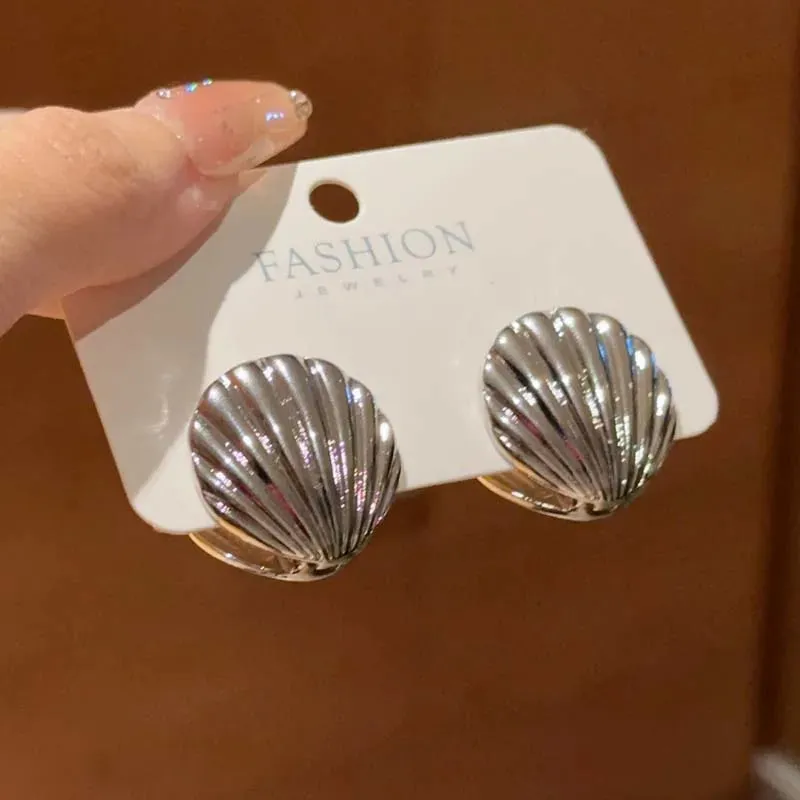 Vintage Silver Geometric Shell Stud Earrings